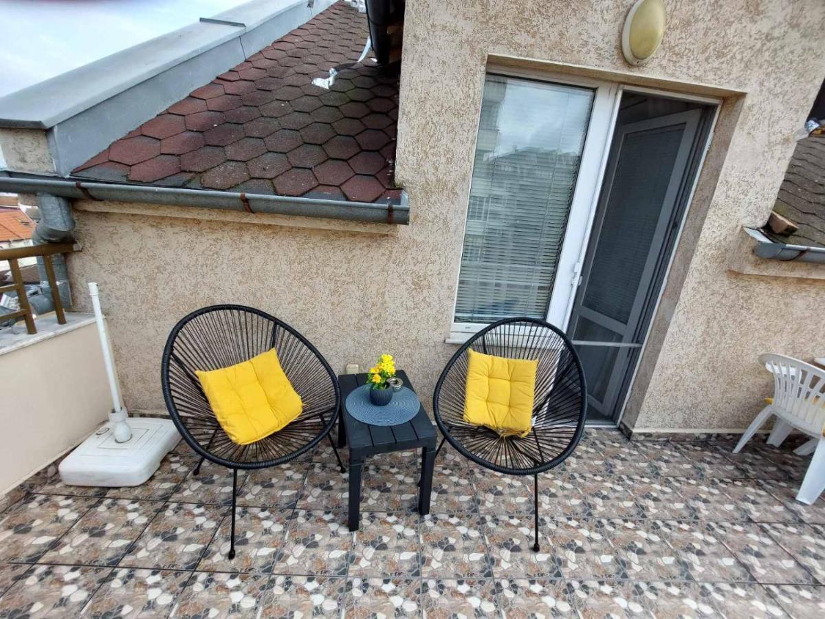 Апартамент Одесос Varna Exterior foto